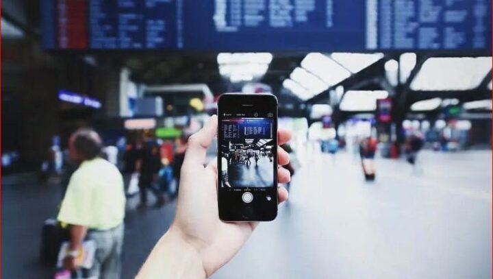 Смартфон могут конфисковать в аэропорту, и вот почему