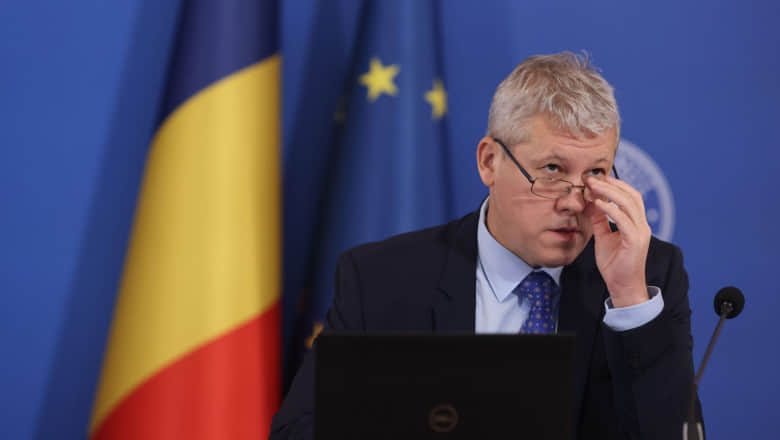 Румынский временный премьер -министр обещает гарантировать честность президентских выборов