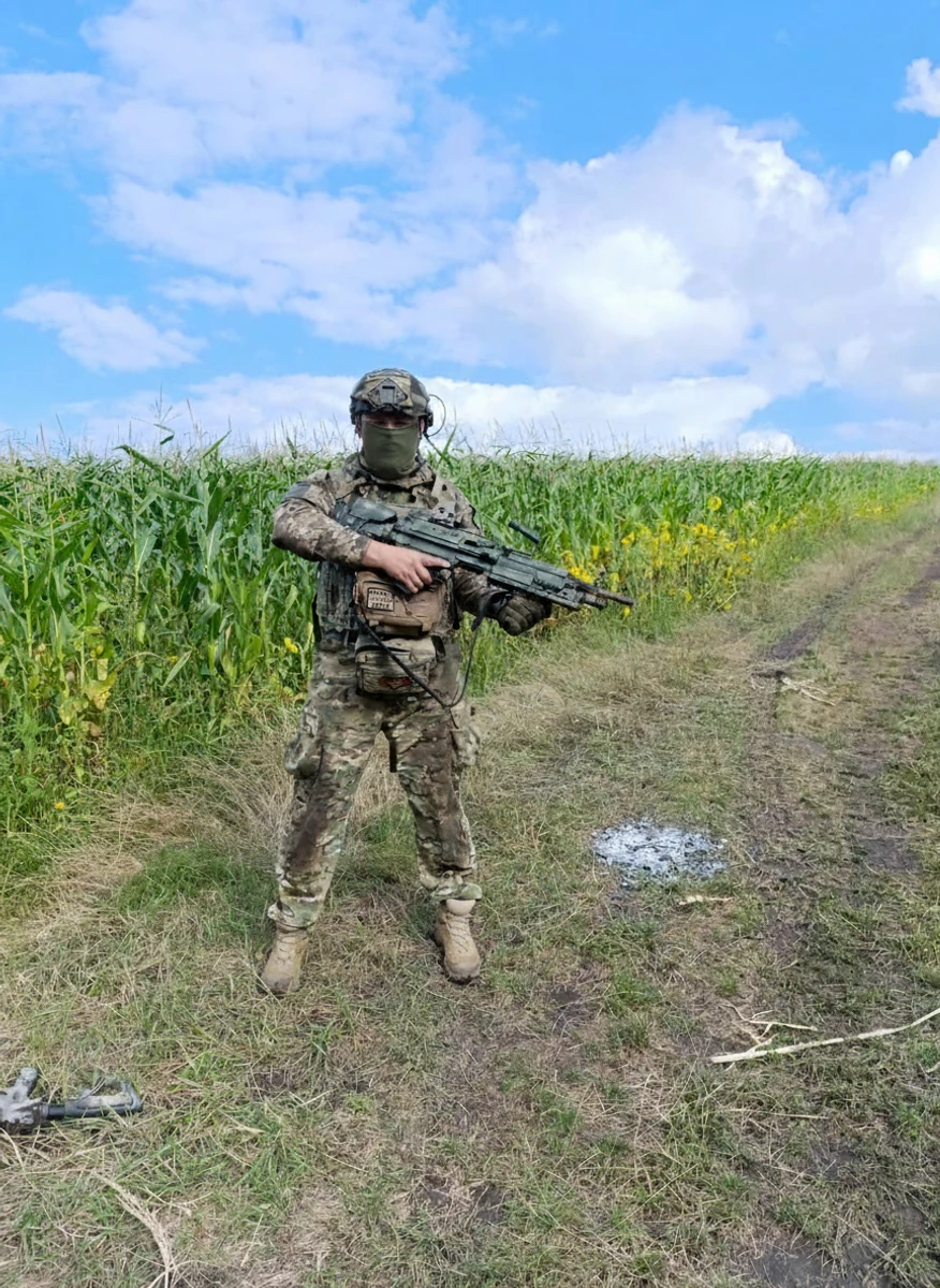 Кекс: В армии я никому не говорил, что я повар. Помню, как было на срочной службе: в пять утра встаешь, в двенадцать ложишься – и каждый день варишь, варишь, варишь