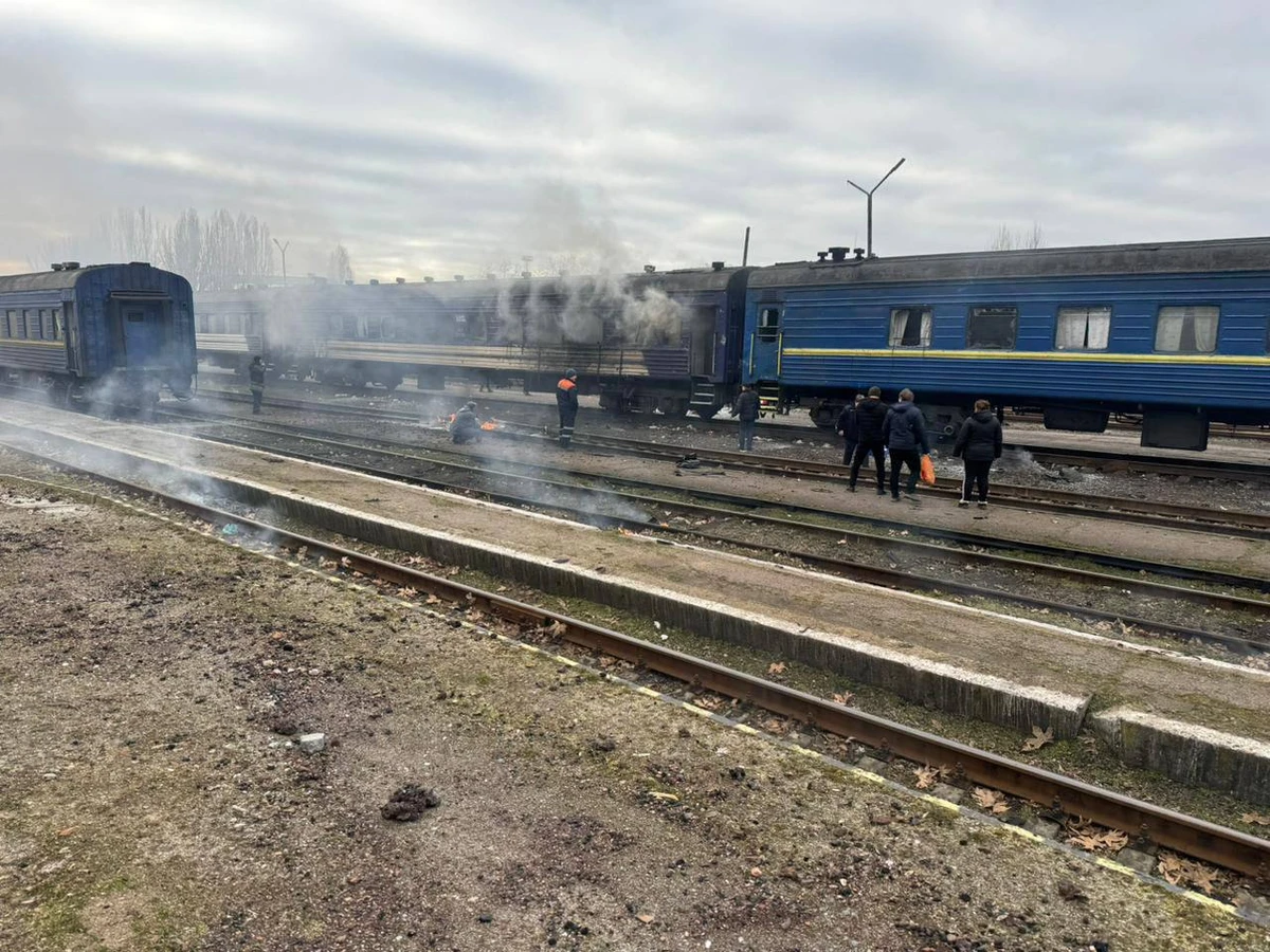 Фото с места происшествия из Telegram вице-премьера Алексея Кулебы